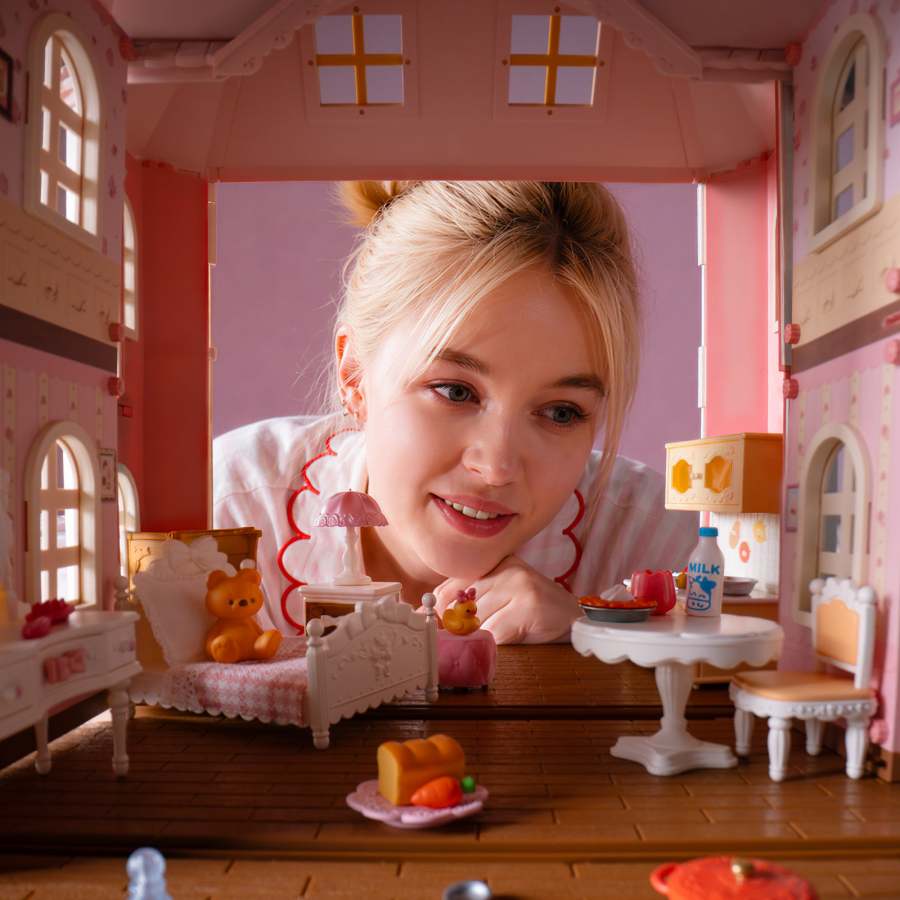Robotime Rolife DIY Dollhouse Kit- Haley Island Fairy Rose Cottage HH001