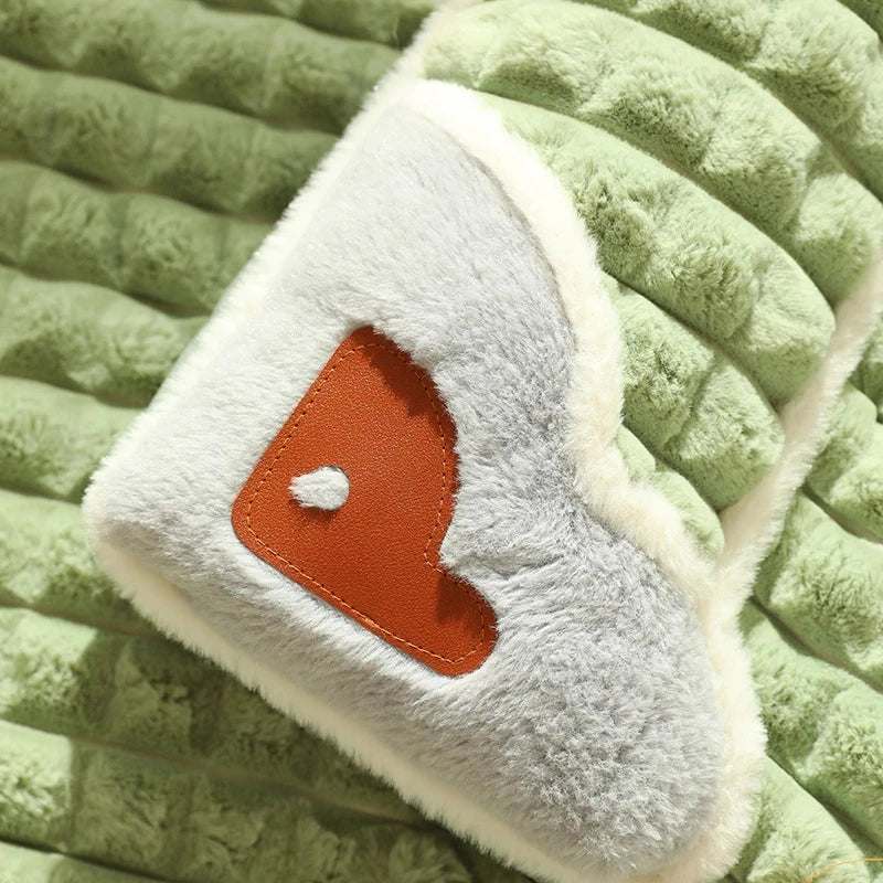 Winter Warm Luxury Mat for Pets Washable