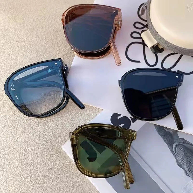 Folding UV sunglasses