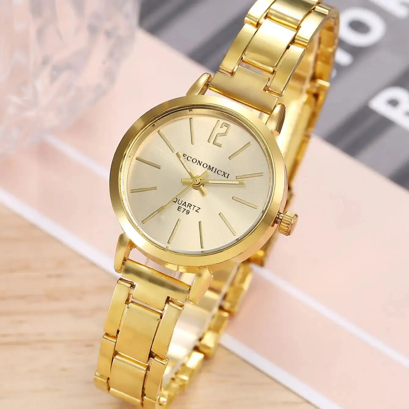 Luxury Gold Bracelet Quartz Wristwatch 2pcs Set