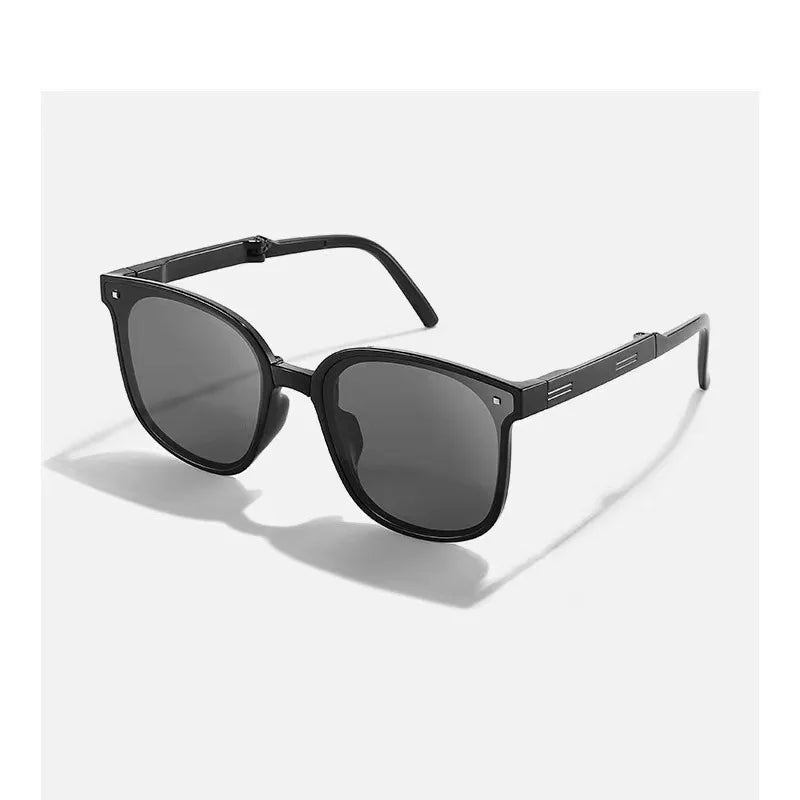 Folding UV sunglasses